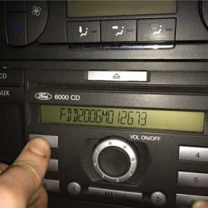 Código de radio Ford Focus 2